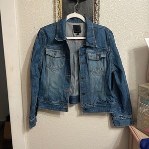 The limited classic denim jacket
